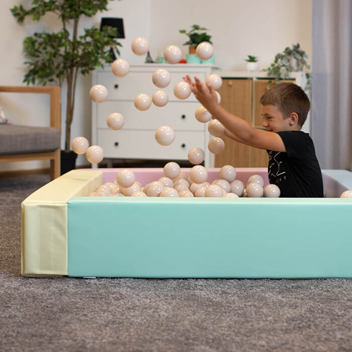 IGLU - Soft Play Ball Pit - Swanky Boutique