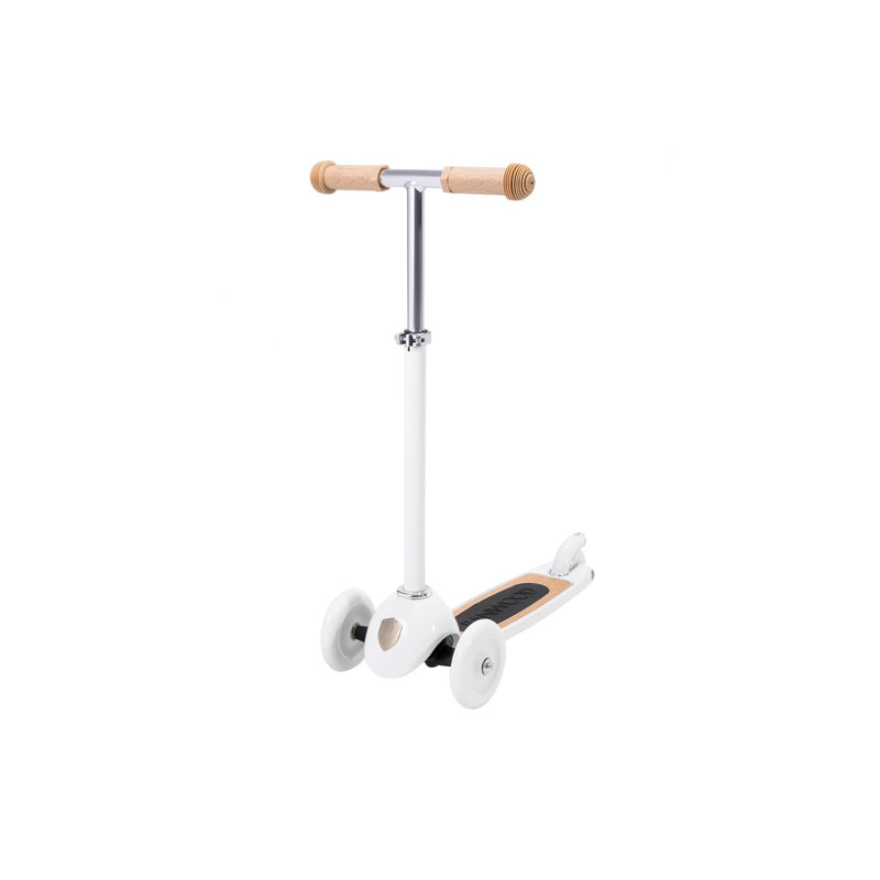 Banwood - Scooter with front basket White (3+ Years) - Swanky Boutique