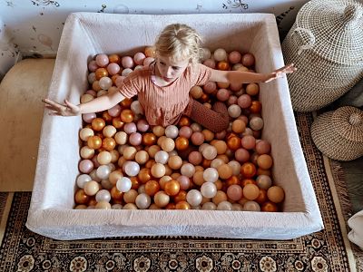 Ball Pit including 400 Balls, Velvet - Beige (110x110x40cm)